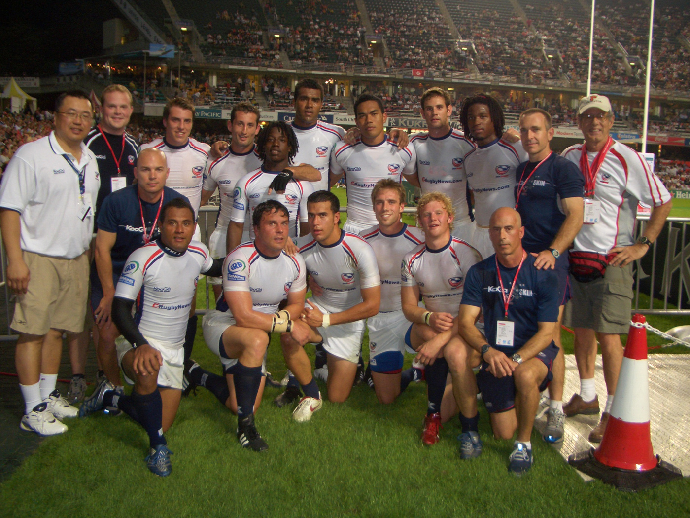 Emil 2007 03 Eagles At Hk After France Win 1400W