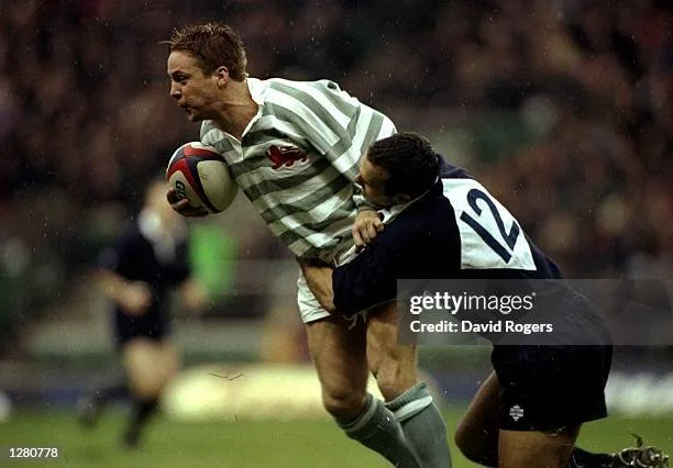 Kurt Shuman challenges for Oxford during the Varsity Match at Twickenham · 8 December 1998